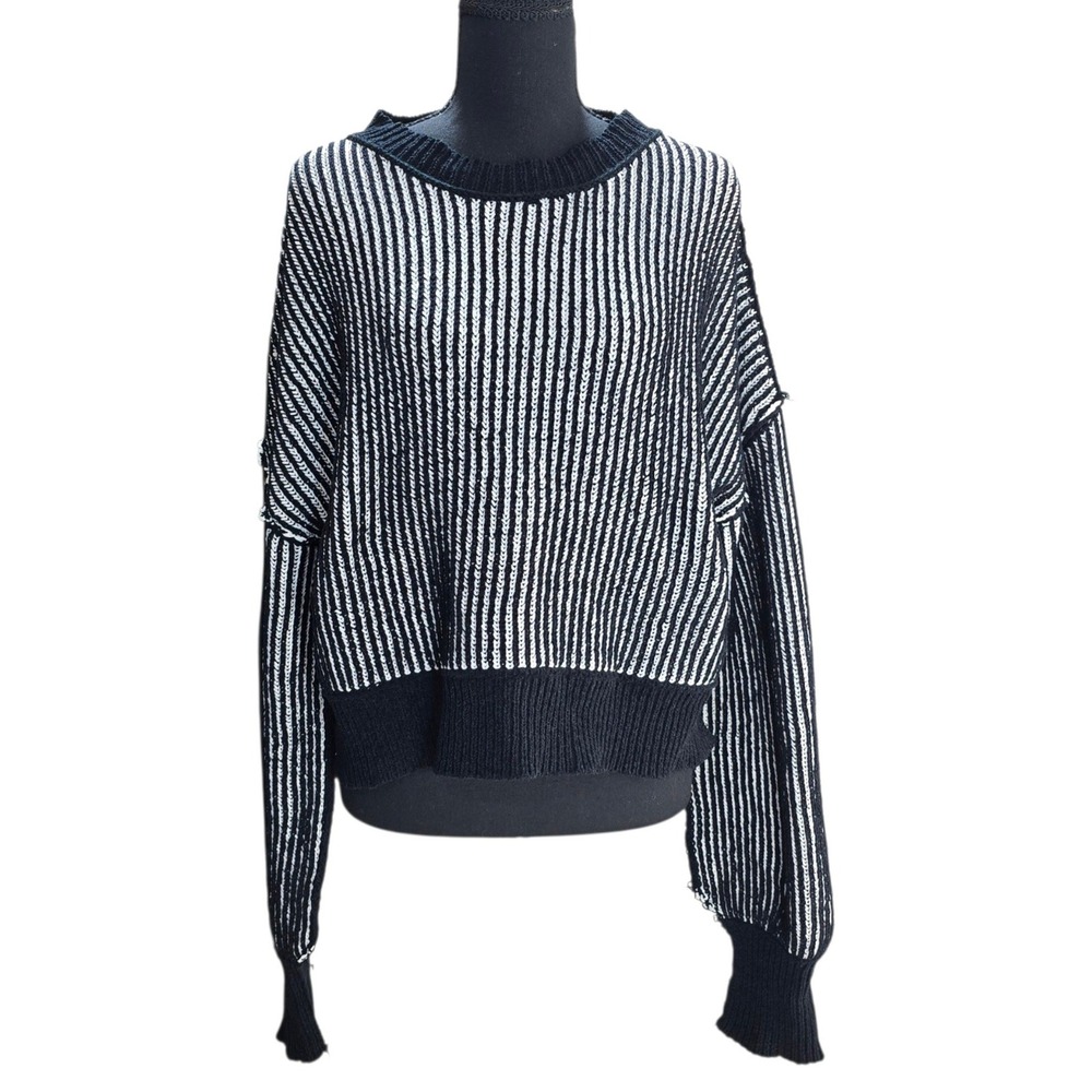 Unbranded Striped Sweater Womens OS Black White Polyester Boxy Knit Y2K Grunge